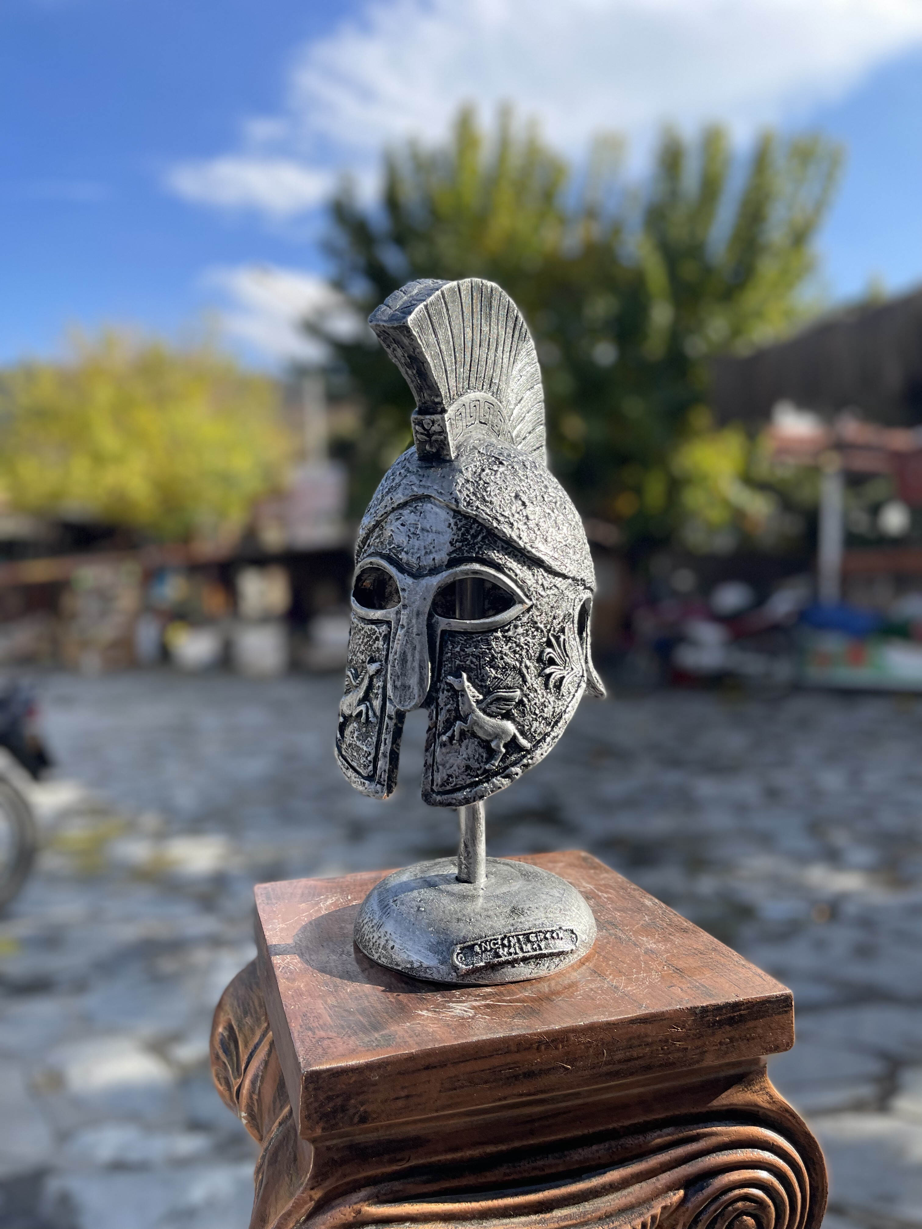Aşil'in Kaskı